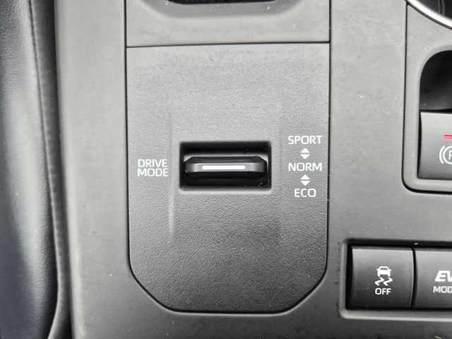 Used 2022 Gray Toyota XLE image 32