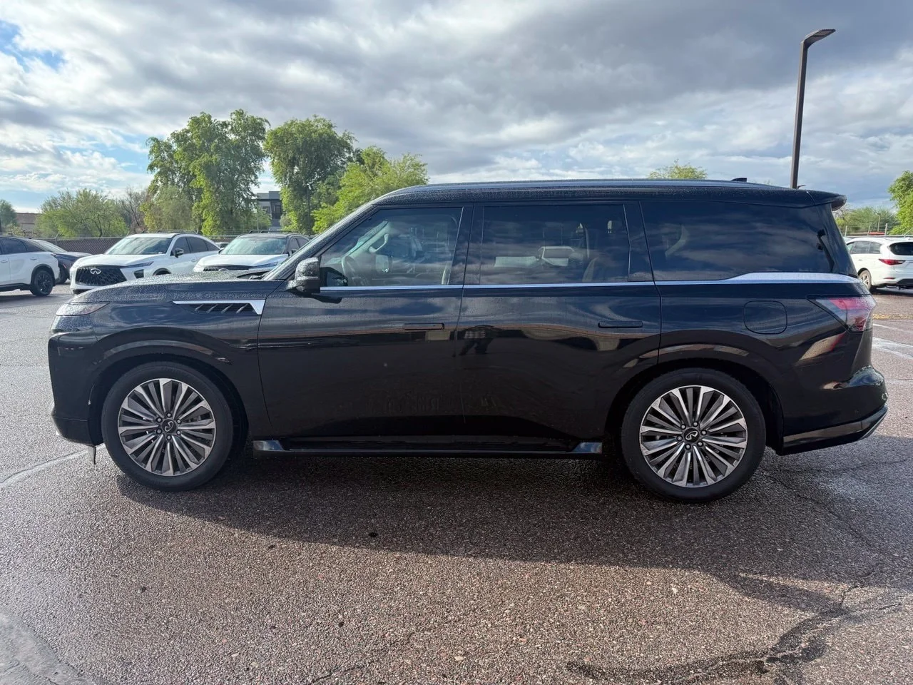 Certified Used 2025 Mineral Black INFINITI Sensory image 7