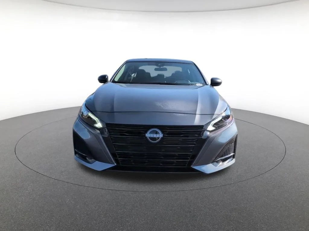 Used 2026 Gray Nissan 2.5 SV image 2