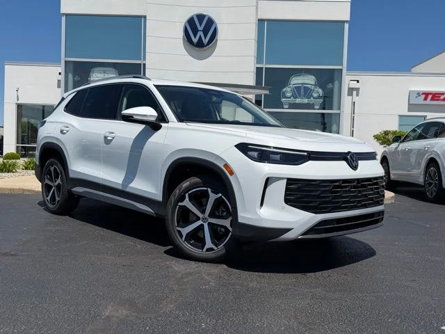New 2026 White Volkswagen 2.0T SE image 1