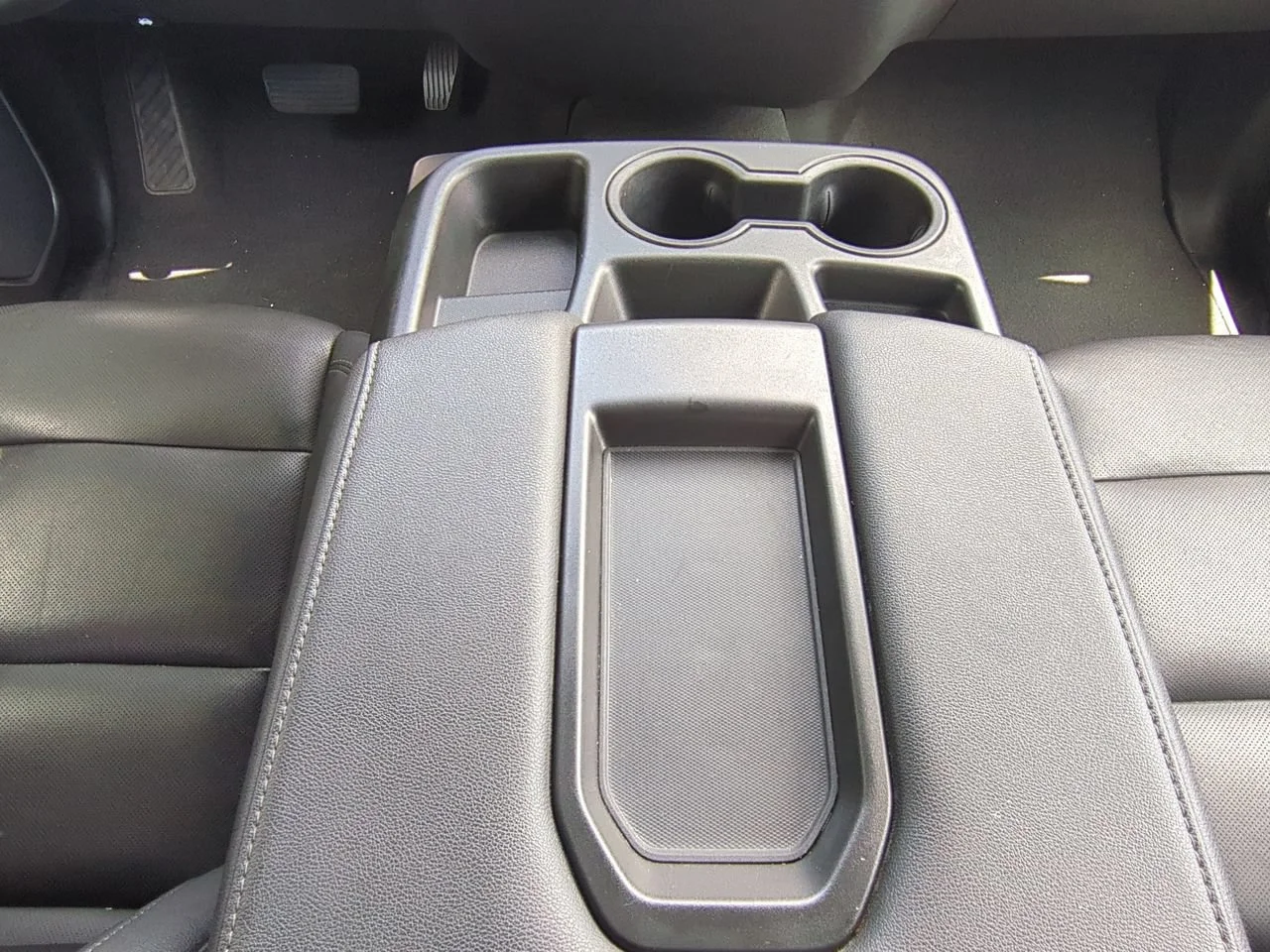 Used 2025 Onyx Black GMC SLT image 16