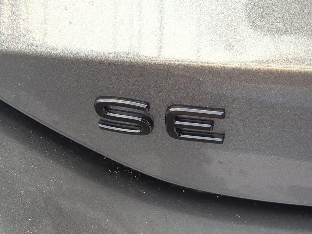 2025 Volkswagen Tiguan SE R-LINE BLACK - Photo 11