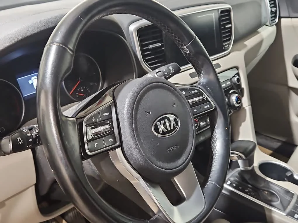 Used 2020 Hyper Red Kia EX image 14