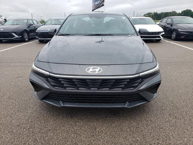 New 2026 Gray Hyundai SEL Sport image 2