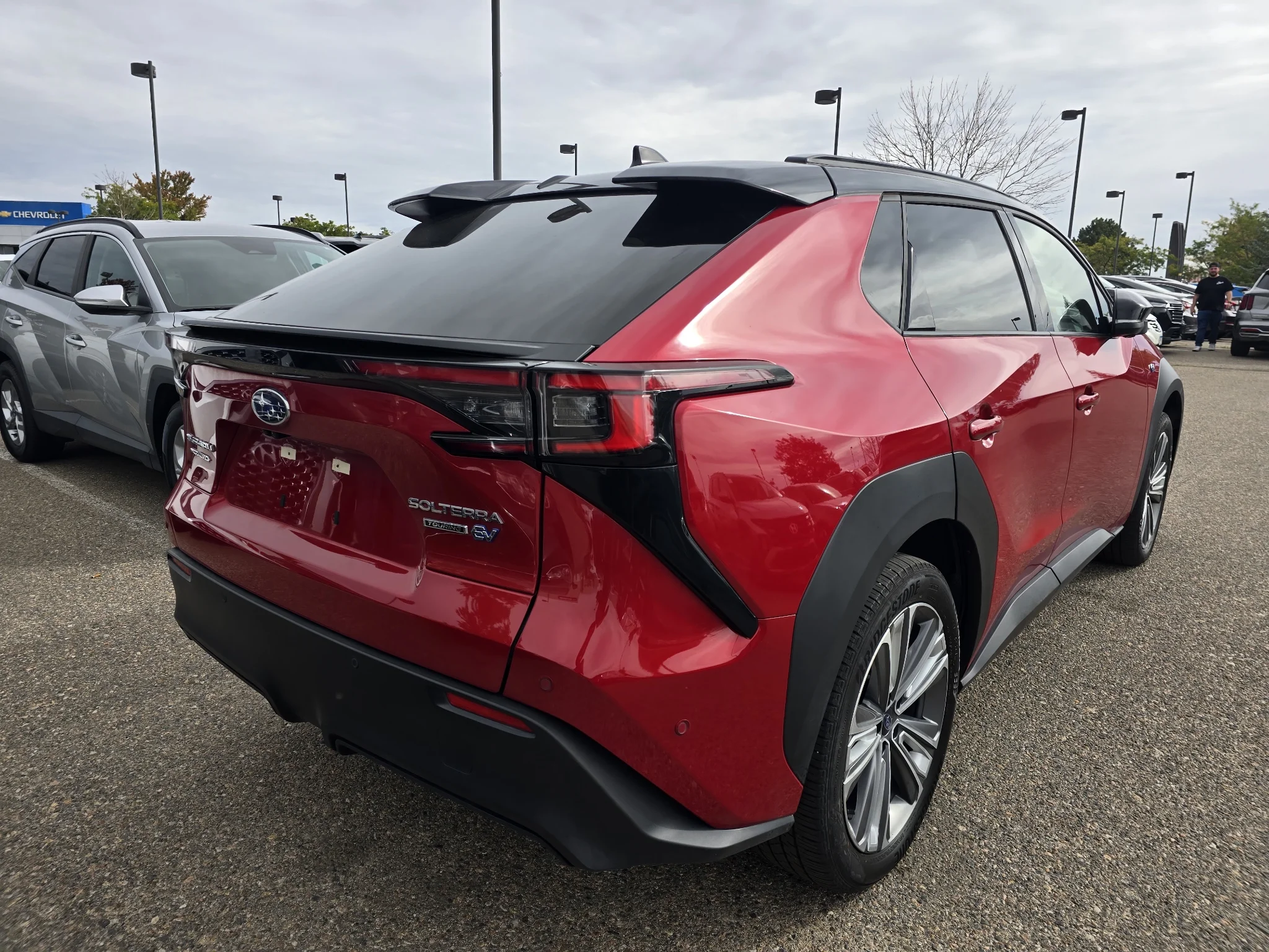 Used 2023 Elemental Red Pearl 2-Tone Subaru Touring image 6