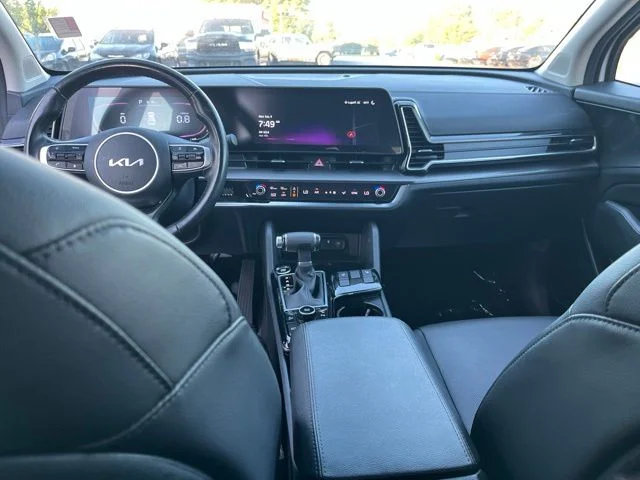 Used 2025 White Kia EX image 16