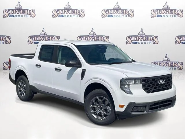New 2026 White Ford XLT image 1