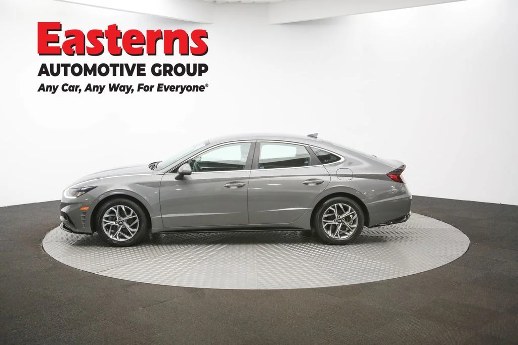Used 2023 Gray Hyundai SEL image 55
