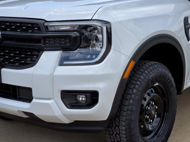 New 2026 Oxford White Ford XL image 25
