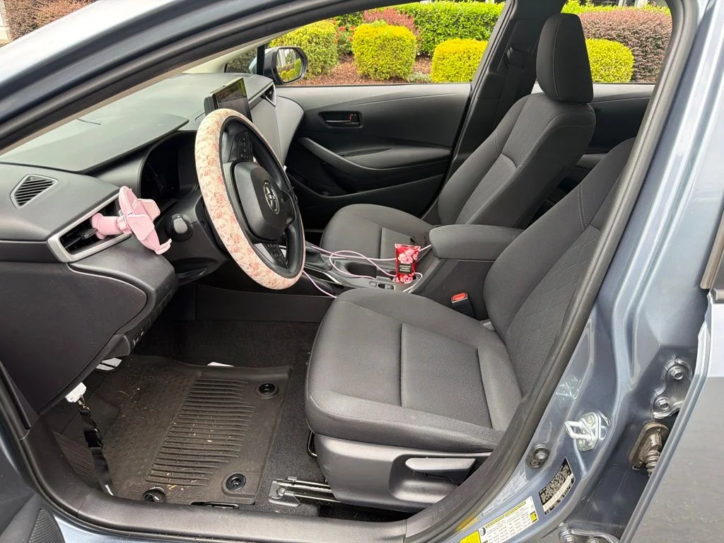 Used 2026  Toyota LE image 16