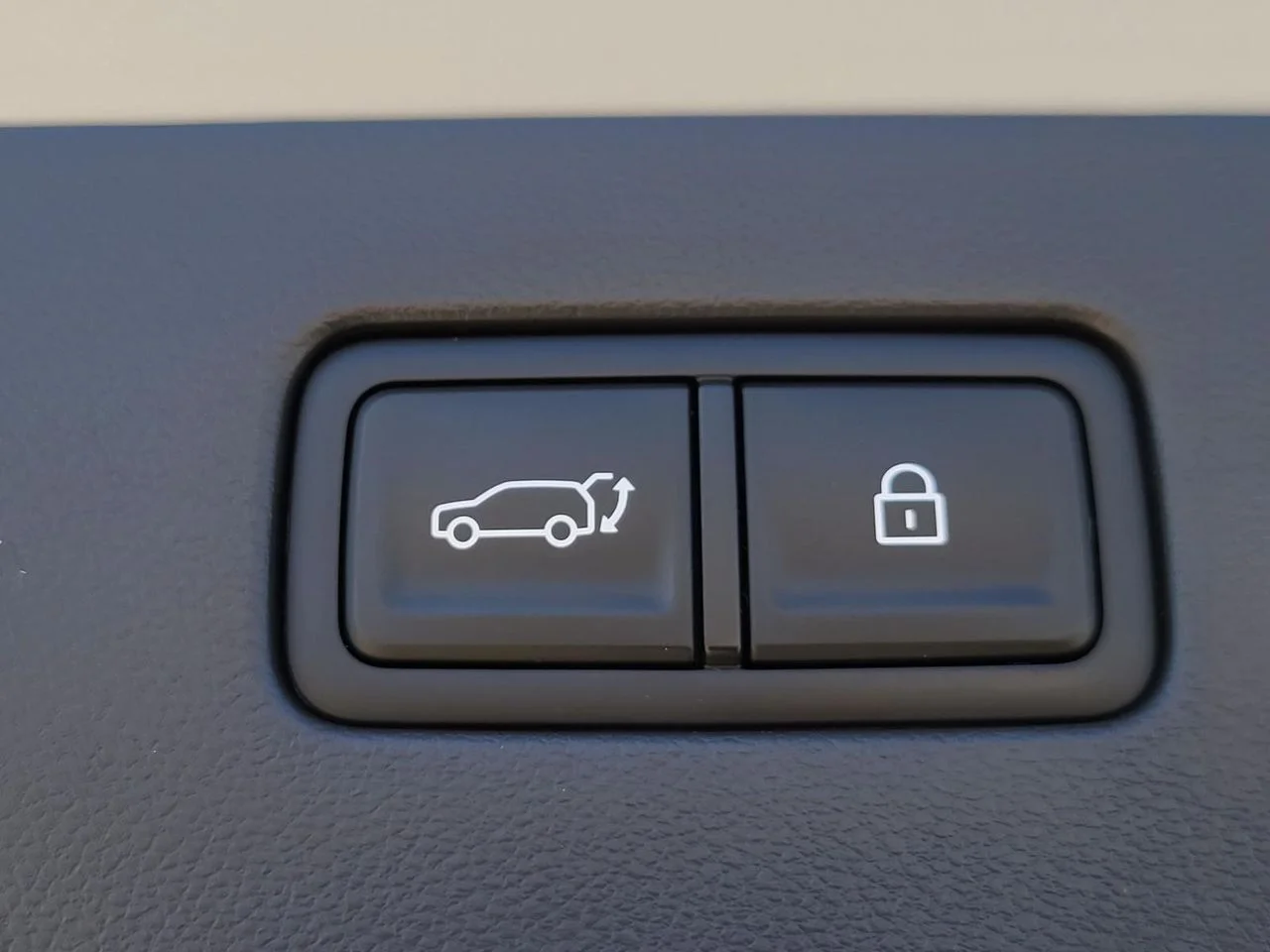2026 Hyundai IONIQ 9 SE - Photo 10