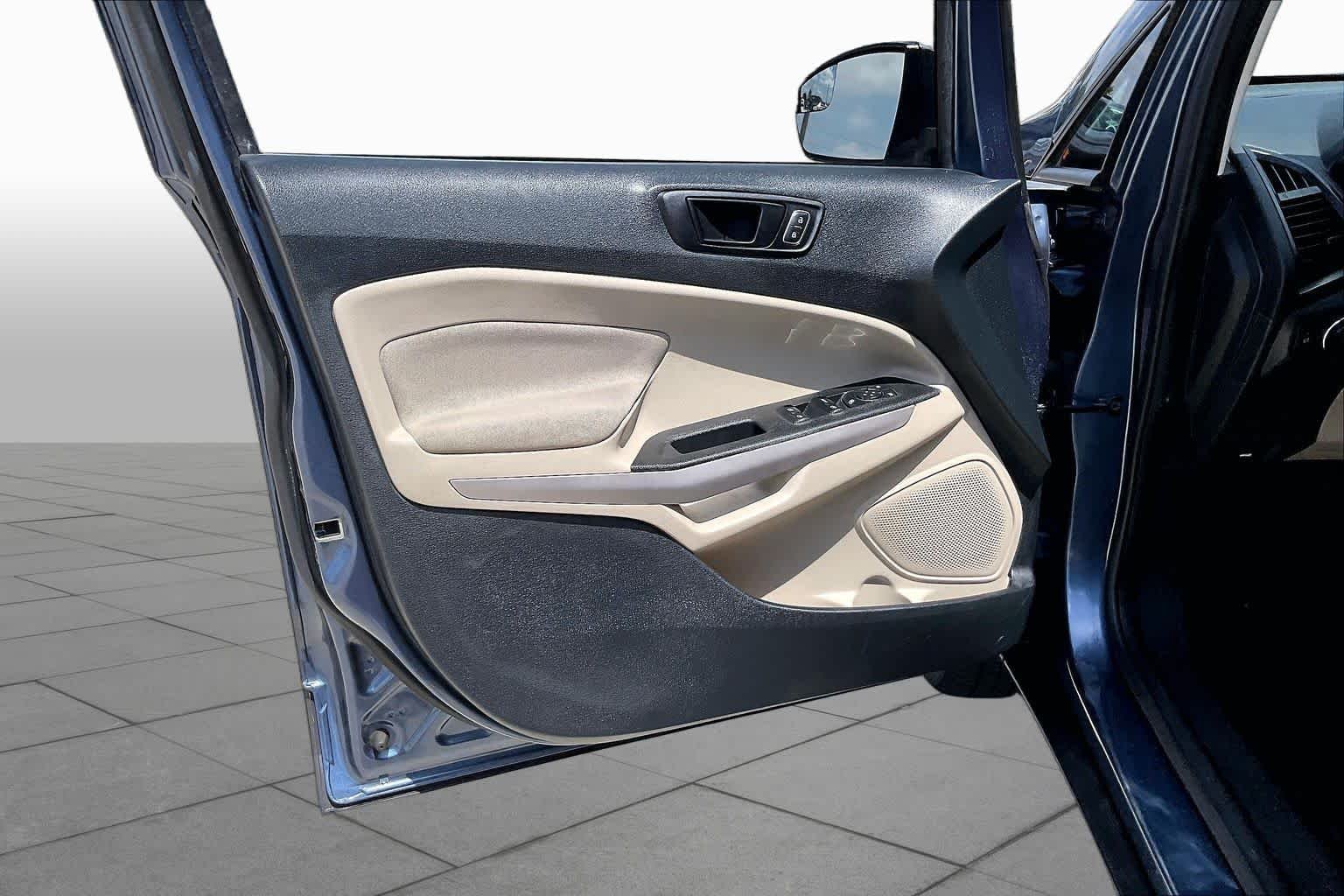 Used 2021 Blue Ford S image 21