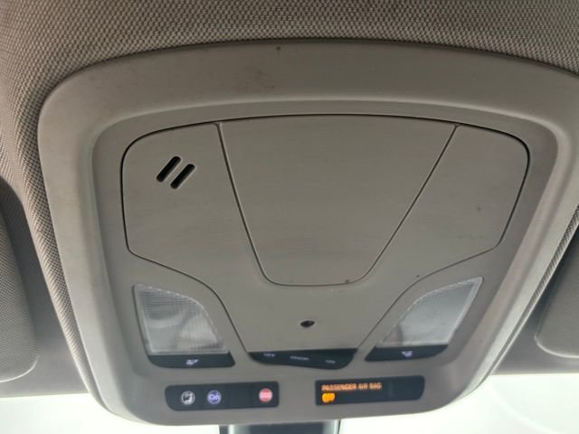 Used 2016 White Chevrolet LT image 27