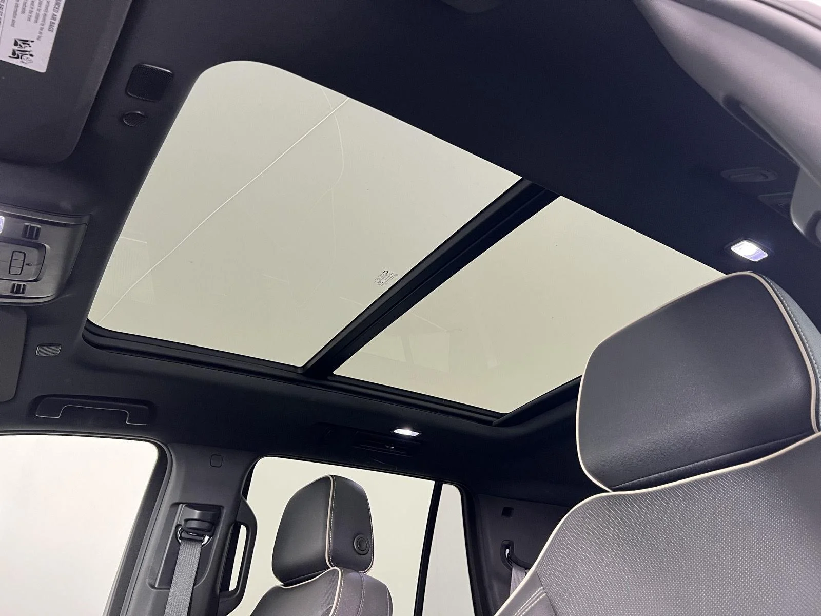 Used 2021 Summit White Chevrolet Premier image 36