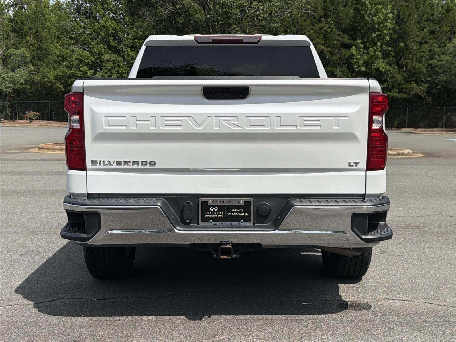 Used 2020 Iridescent Pearl Tricoat Chevrolet LT image 21