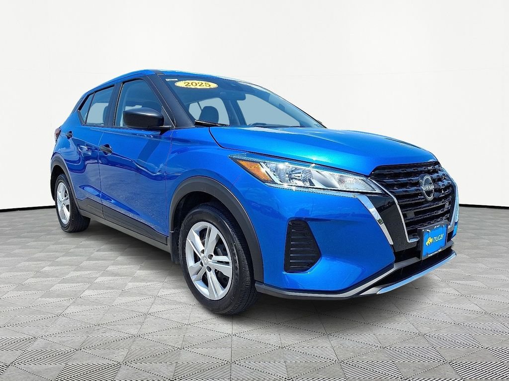 Used 2025 Blue Nissan S image 1