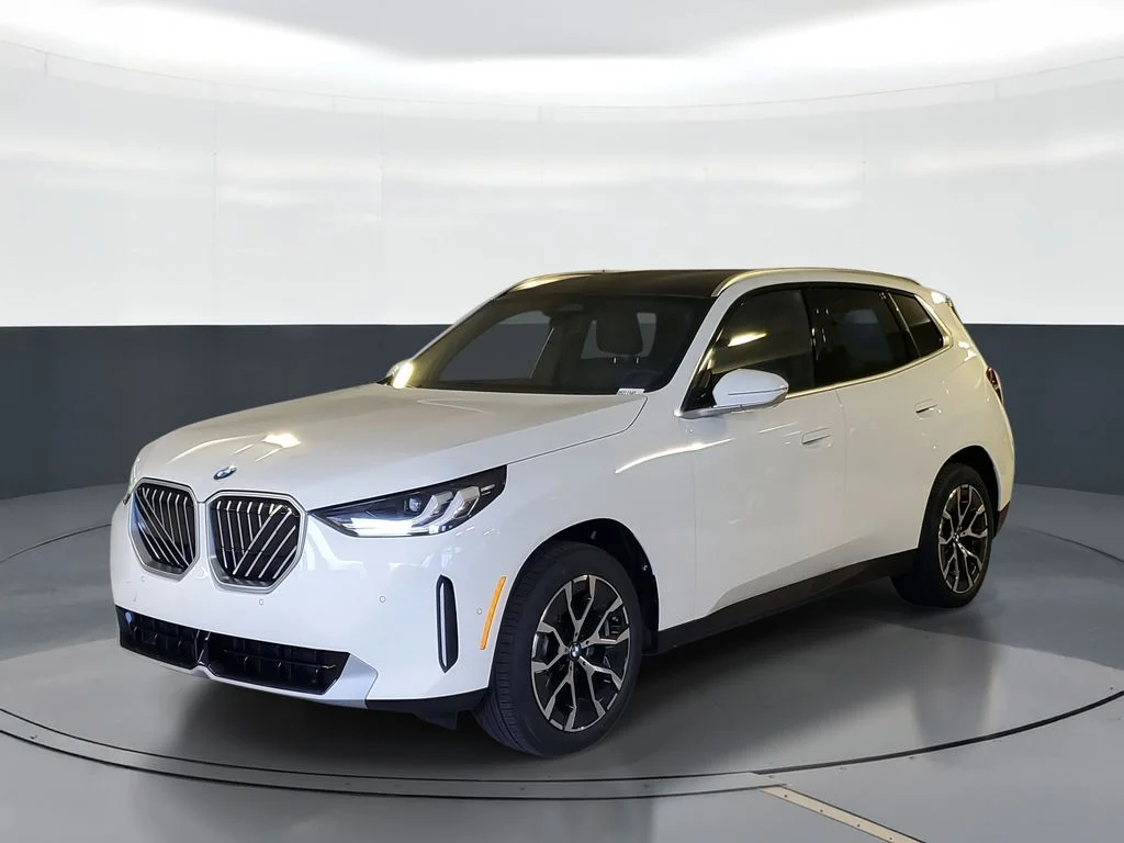 2026 BMW X3 30 XDRIVE's photo