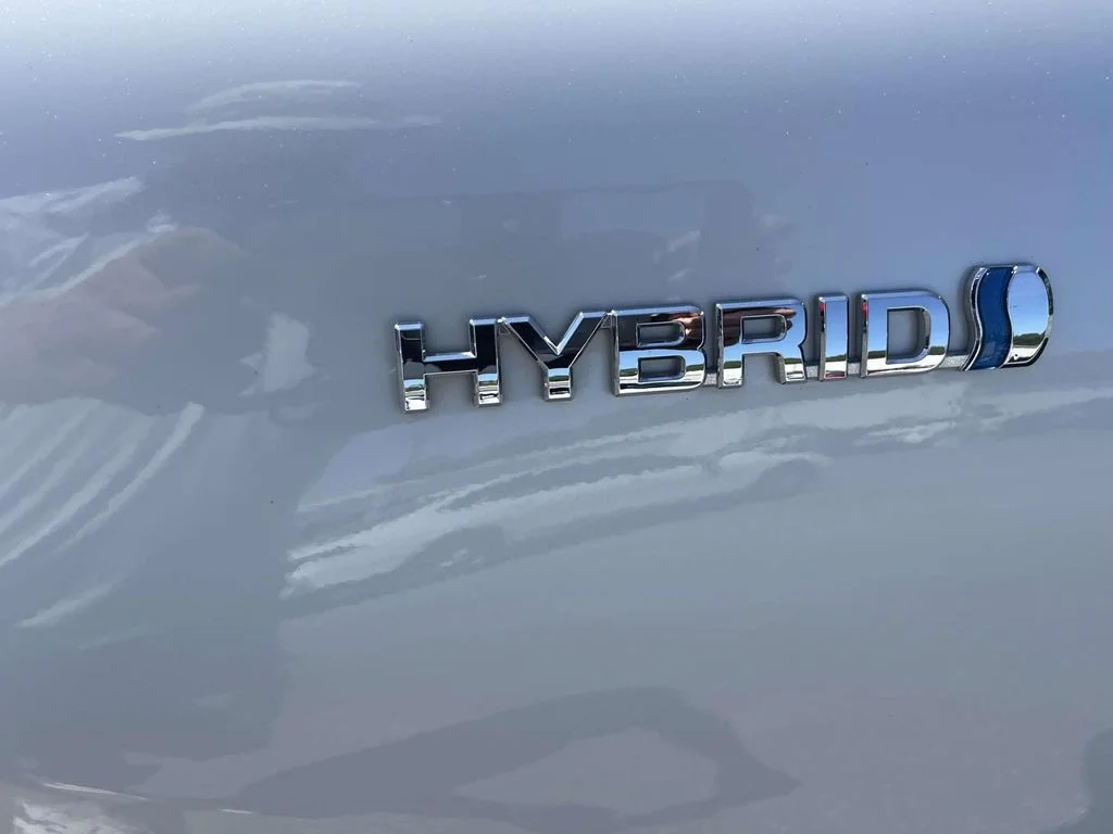 Used 2021 Blizzard Pearl Toyota Limited image 8