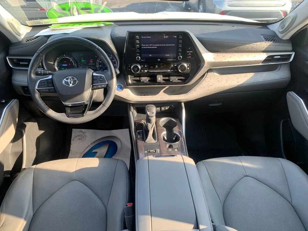 Used 2020 White Toyota Limited image 16