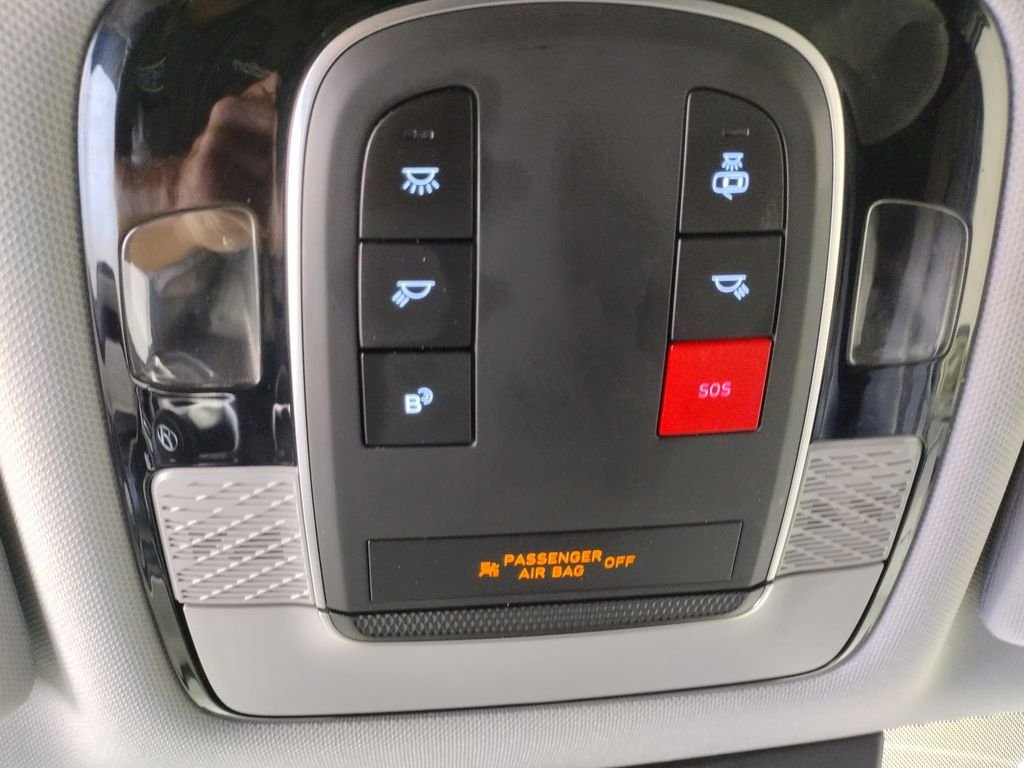 Certified Used 2024 Silver Hyundai SEL image 34