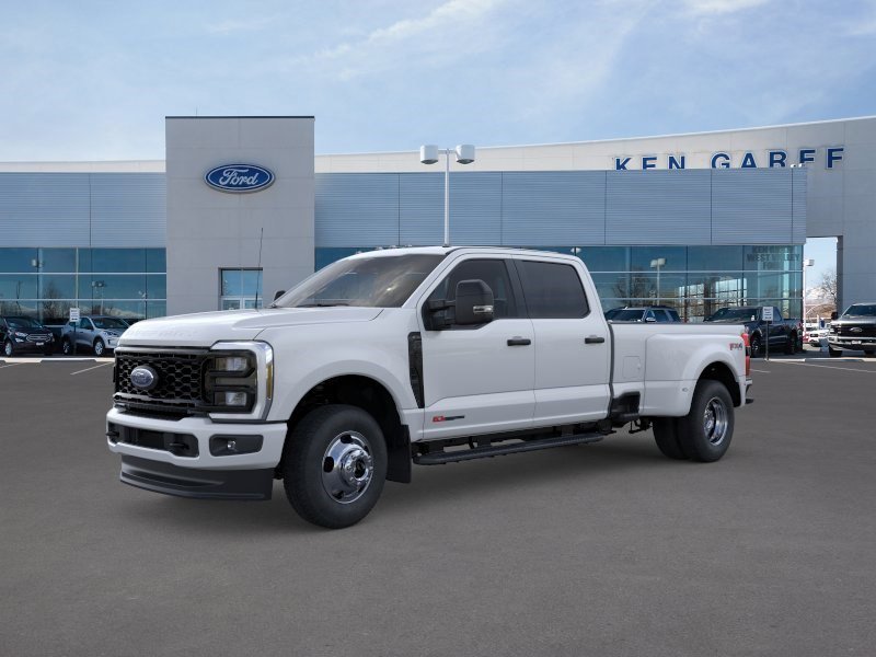 2026 Ford F-350 XL 4x4 Crew Cab 8' Box DRW's photo