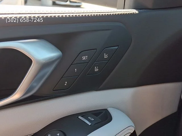 New 2026 Dravit Grey Metallic BMW xDrive50e image 19