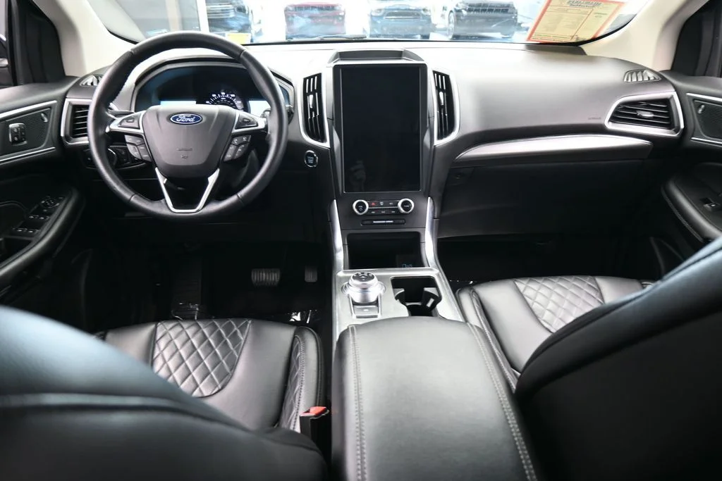 Used 2024 Black Metallic Ford Titanium image 39