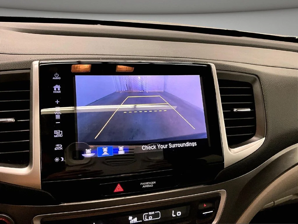 Used 2018 Blue Honda EX-L image 14