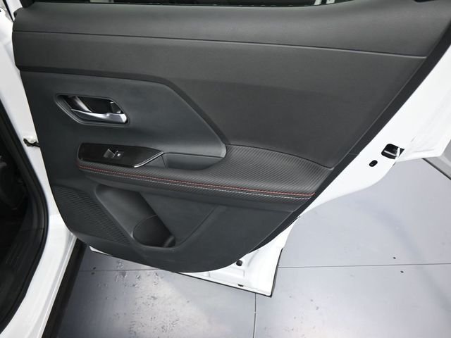 2025 Nissan Kicks SR AWD - Photo 12