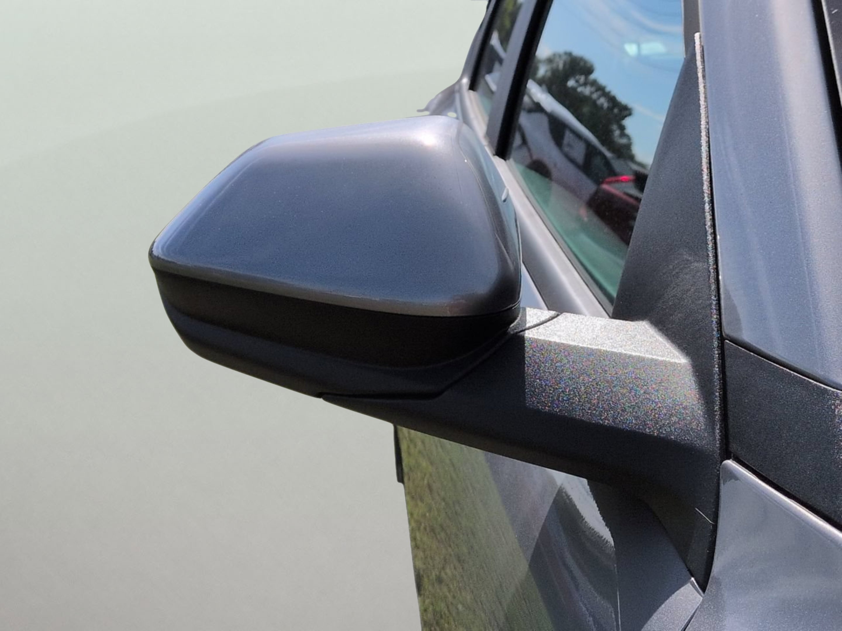 New 2026 Steel Gray Kia LXS image 28
