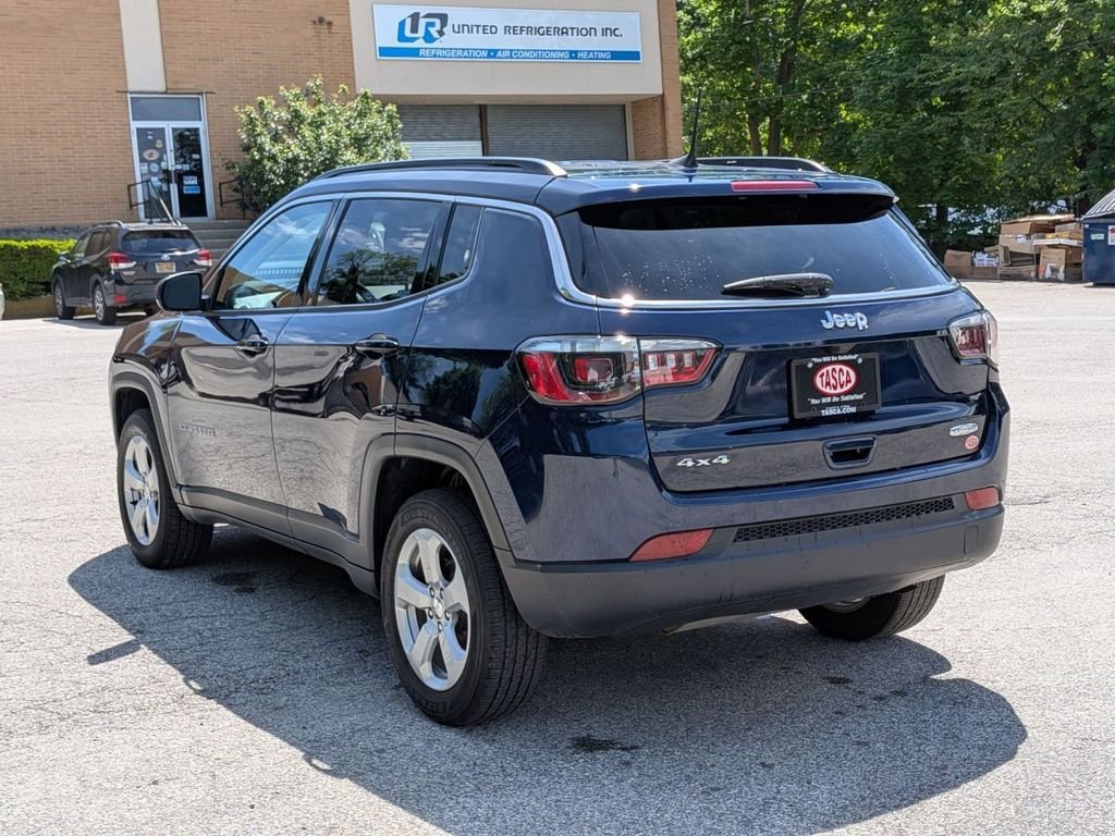 Used 2021 Blue Jeep Latitude image 7