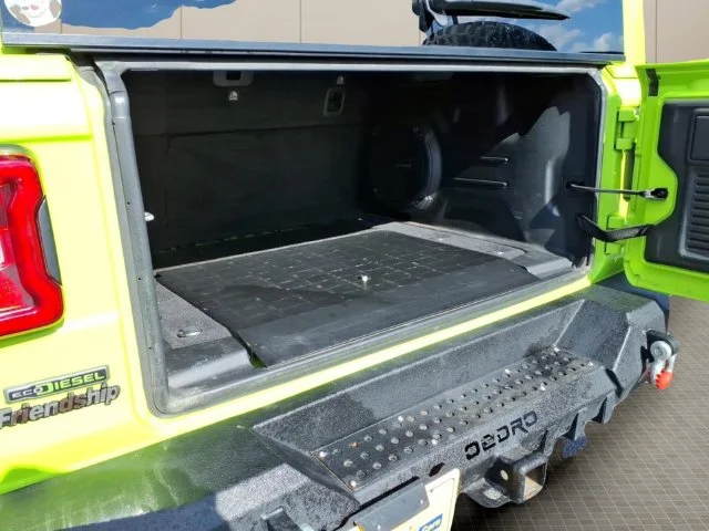 Used 2021 Green Jeep Unlimited Rubicon image 8