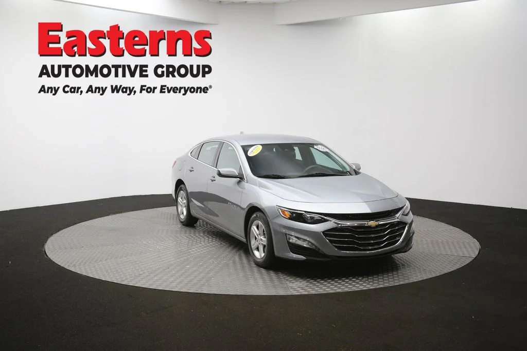 Used 2023 Gray Chevrolet LT image 49