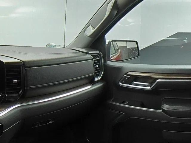 Used 2024 Red Chevrolet LT image 40