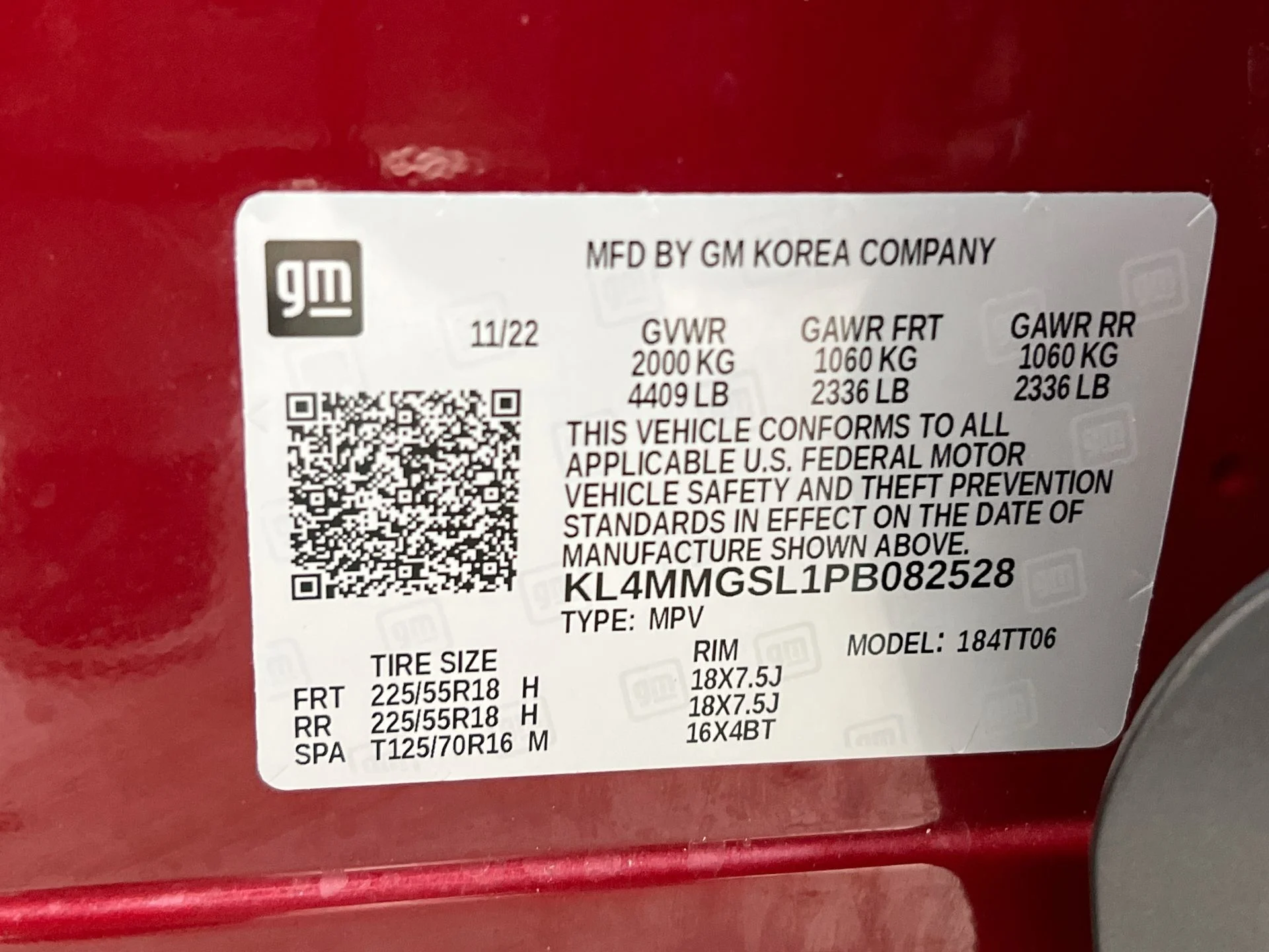 Used 2023 Red Buick Essence image 41