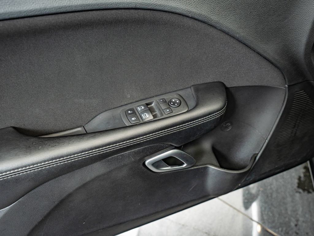Used 2021 Pitch Black Clearcoat Dodge SXT image 16