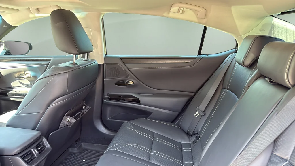 Certified Used 2024 Gray Lexus 300h Luxury image 16