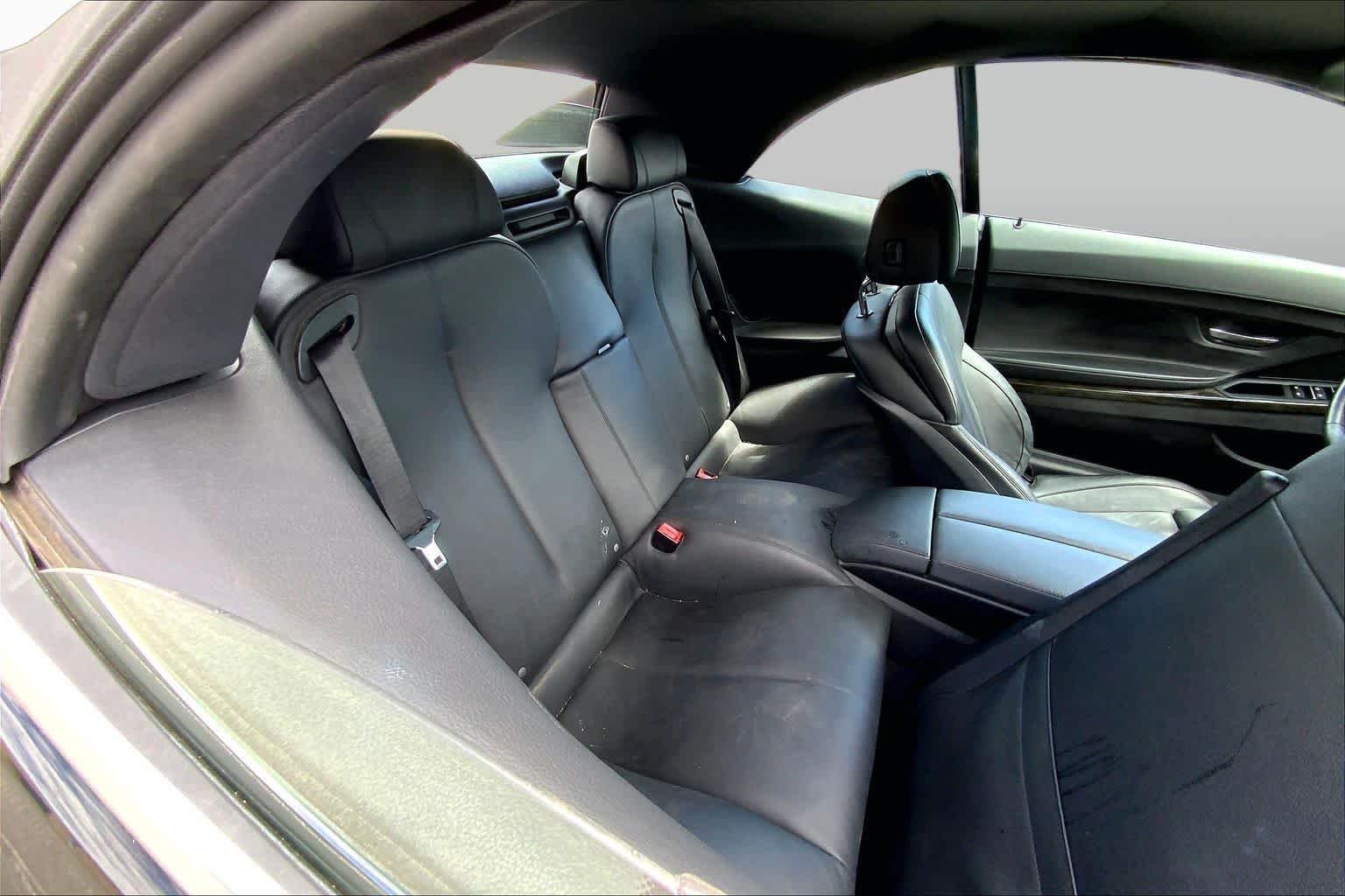 Used 2018 Black Sapphire Metallic BMW 640i xDrive image 19