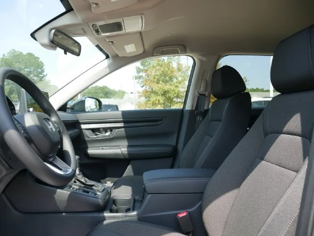 New 2027 Solar Silver Metallic Honda LX AWD image 18