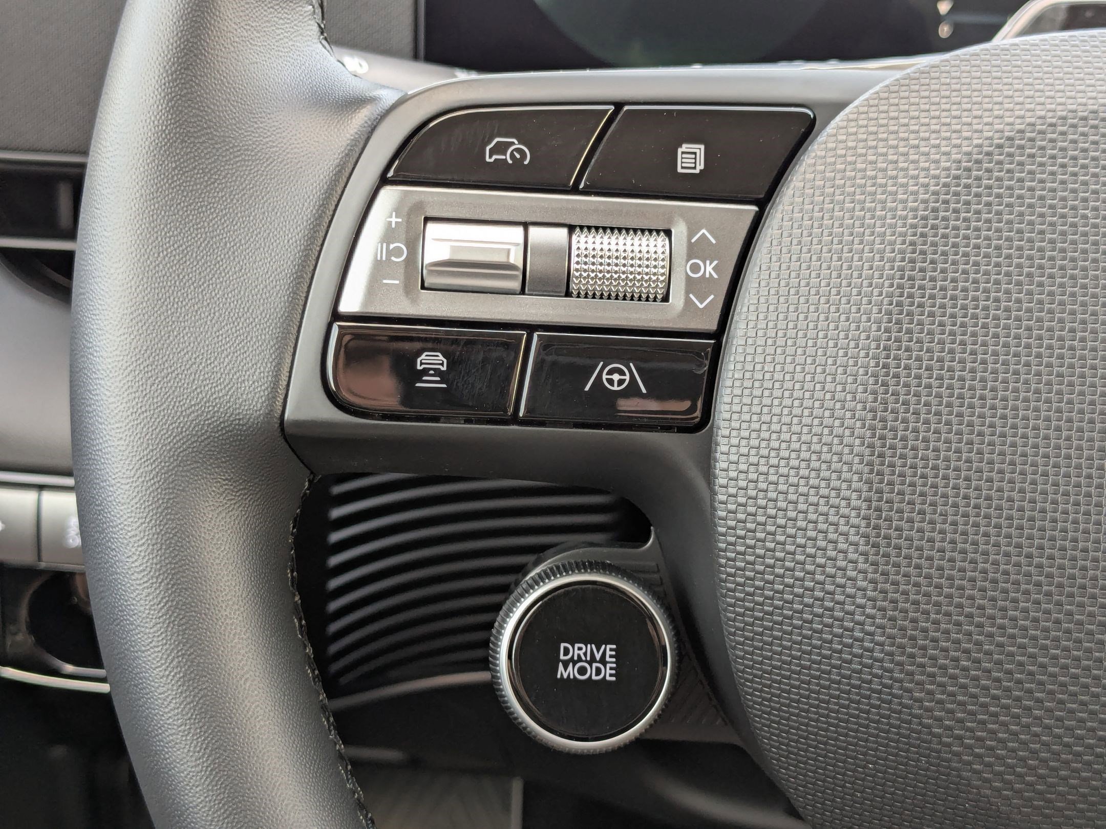 2026 Hyundai IONIQ 5 SEL - Photo 17