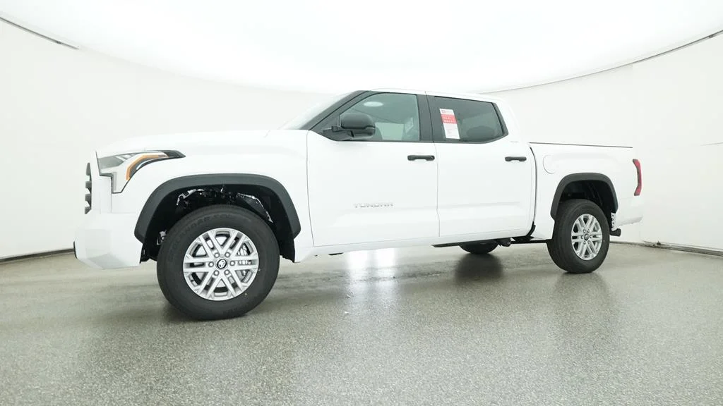2025 Toyota Tundra SR5 - Photo 20