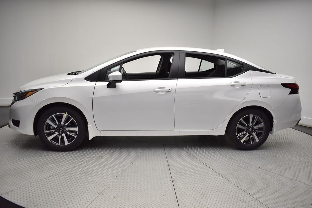2025 Nissan Versa Sedan SV - Photo 8