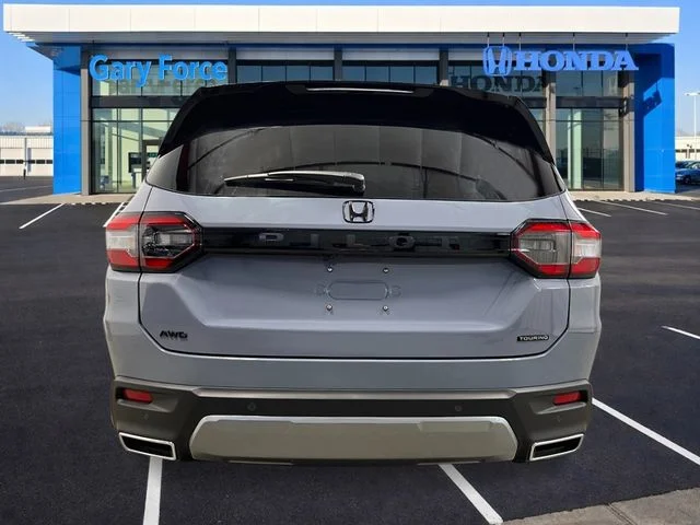 New 2026 Sonic Gray Pearl Honda Touring image 4
