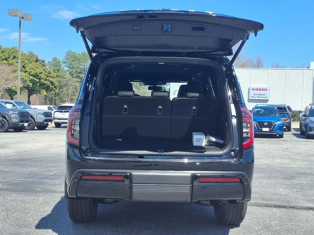 2025 Nissan Armada SL - Photo 7