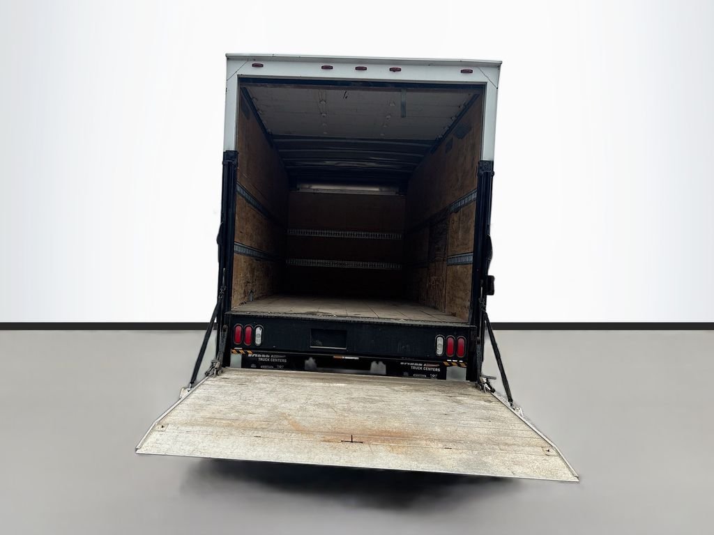 Used 2019 White Isuzu 18