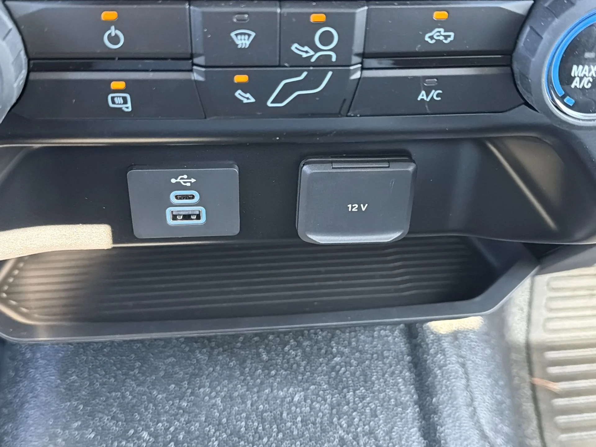 New 2025 Oxford White Ford F-450® XL image 6