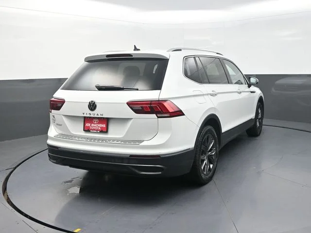 Used 2022 White Volkswagen 2.0T SE image 8