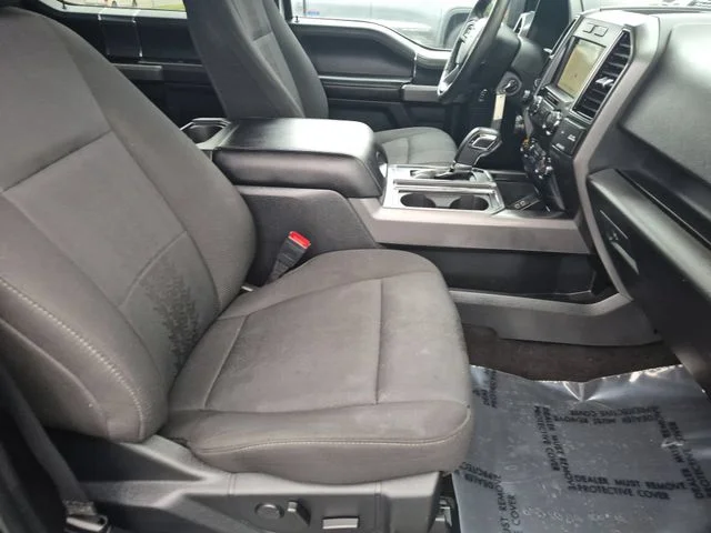 Used 2019 Silver Ford XLT image 34