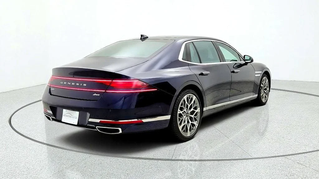 Used 2023 Capri Blue Genesis 3.5T e-SC AWD image 5