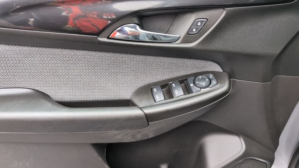 Used 2025 Gray Chevrolet LT image 12